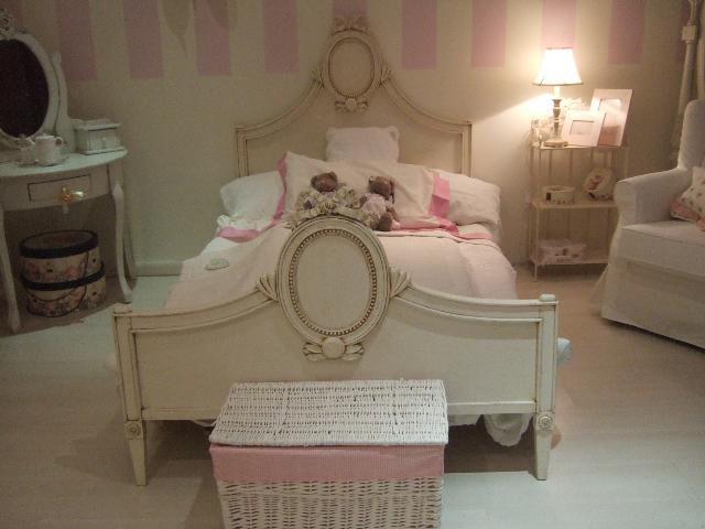 letto shabby chic